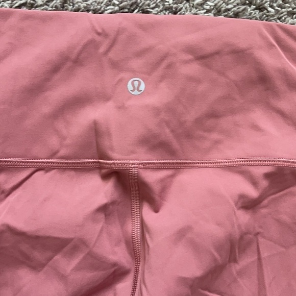 Lululemon Wunder Under High Rise Legging size 6 - Picture 5 of 6